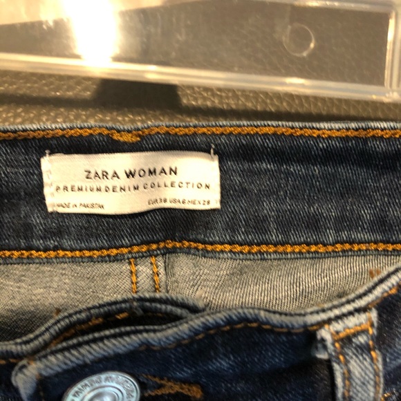 Straight leg Dark wash Zara Jeans sz 6 - Picture 2 of 4